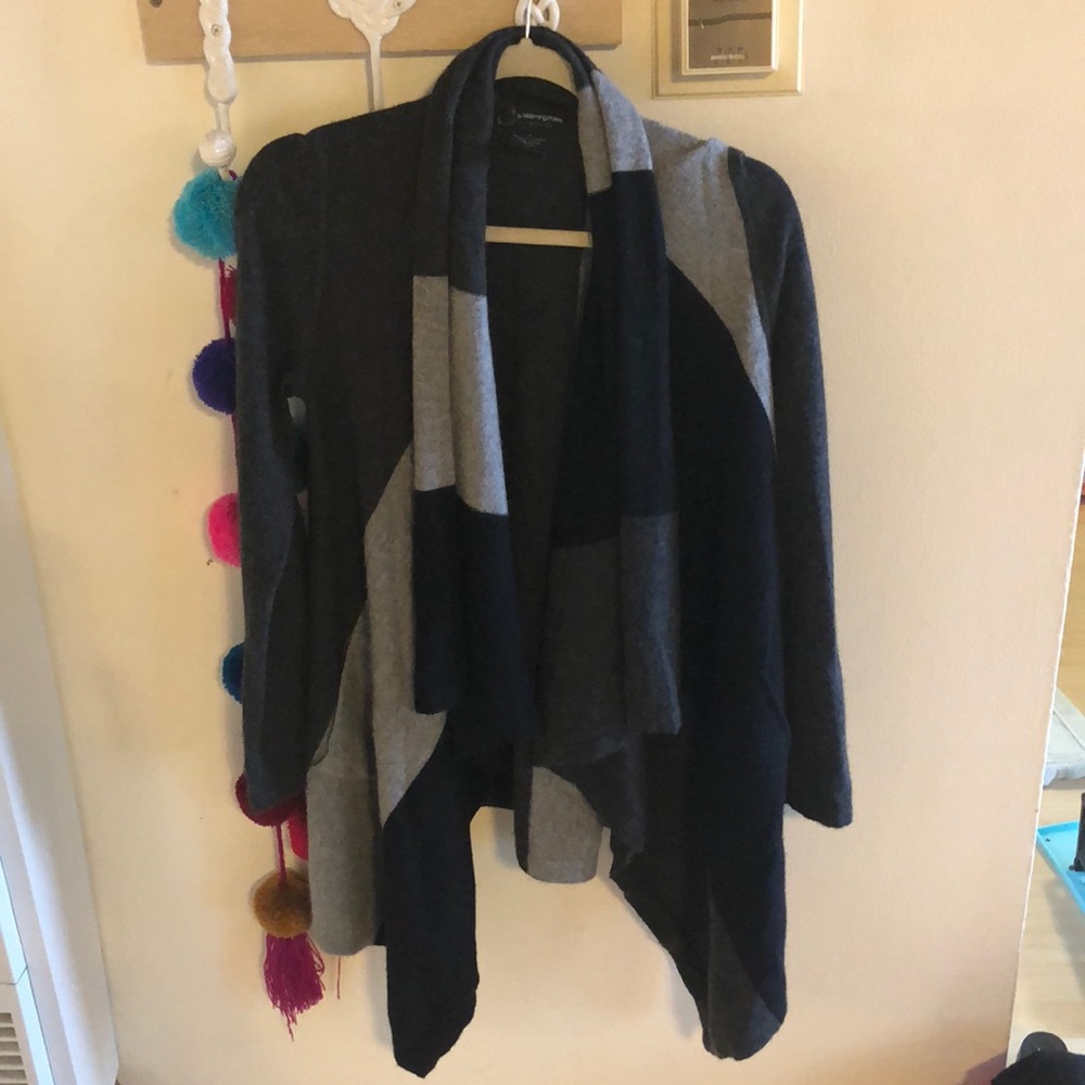 C by Bloomingdale’s Cashmere sweater/wrap